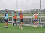 Laatste training S.K.N.W.K. JO19-1 van donderdag 30 mei 2024 (126/136)